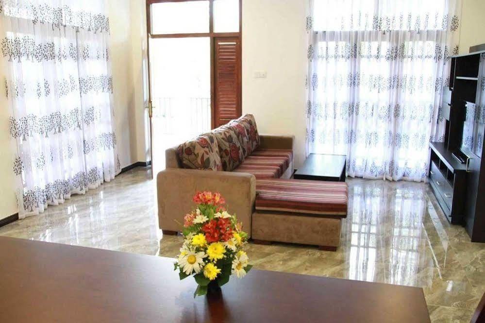 Coral Palm Villa And Apartment Unawatuna Exterior photo